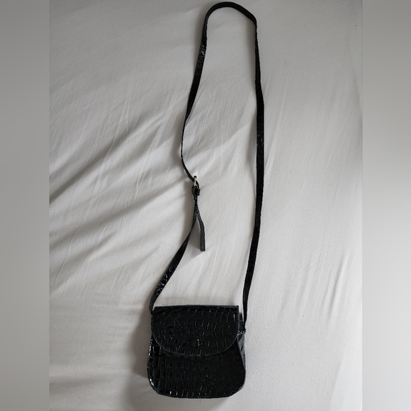 NWOT faux black crocodile purse - Picture 3 of 4